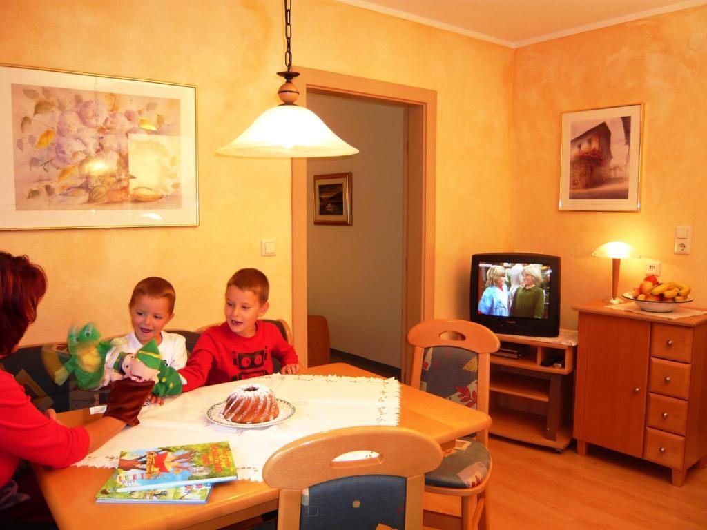 Ferienhaus Ahorn Neustift im Stubaital Bilik gambar